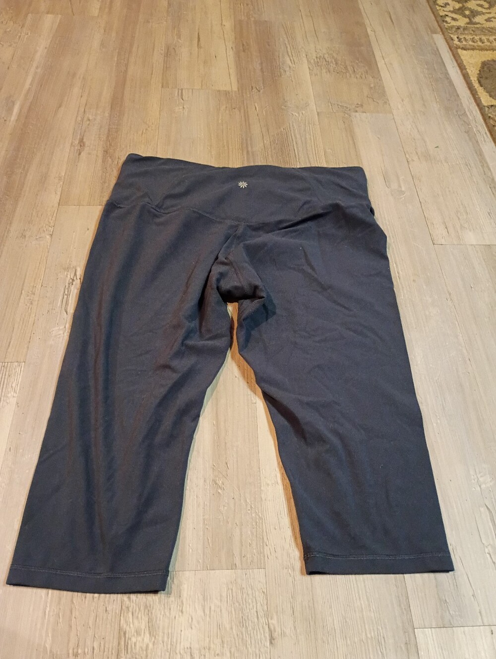 Athleta - Picture 3 of 6
